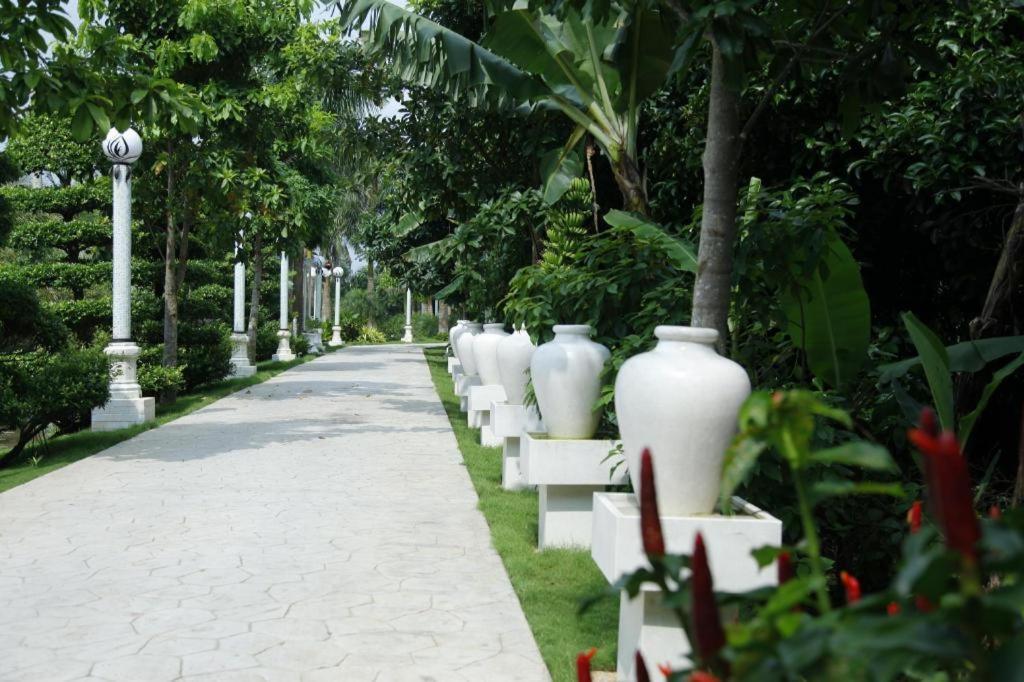 Forever Green Resort Ben Tre Exterior photo